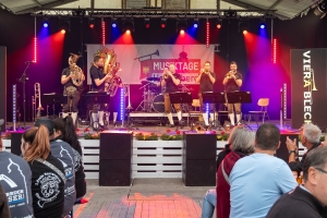 Musiktage Freitag: Honk&Blow, Viera Blech
